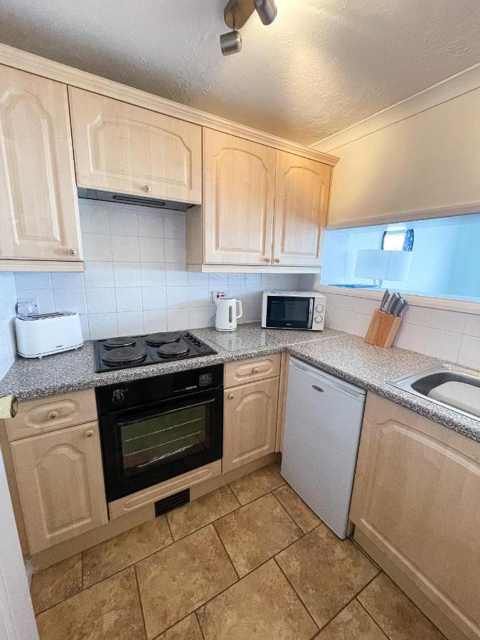 1 Chatsworth Riverscape Apartments - Riverview Apartment In Great Location With Free Parking Overlooking The Gannel Just A Short Walk From Newquays Incredible Beaches And Local Amenities New Quay Екстериор снимка